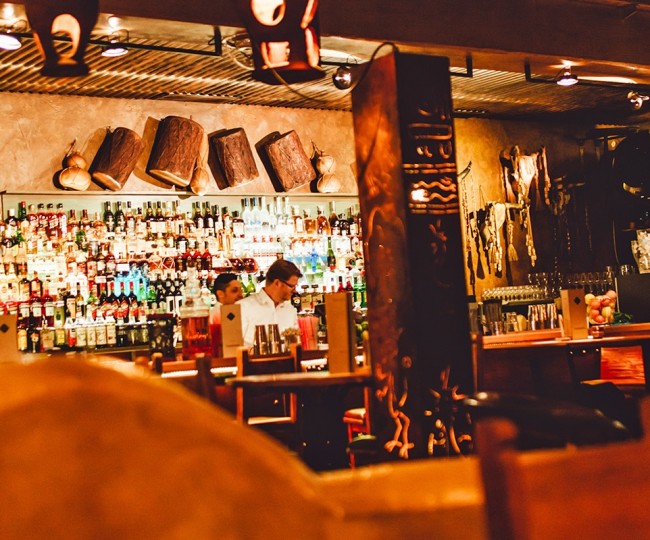 Zeit zum Verweilen an der Cocktailbar im Restaurante Santa Fe in Hallwang