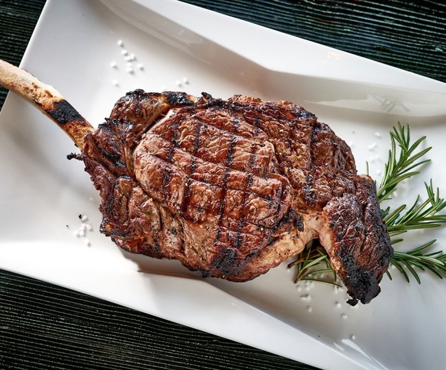 Tomahawk - 1000g österreichische Hochrippe, 28 Tage dry age Verfahren